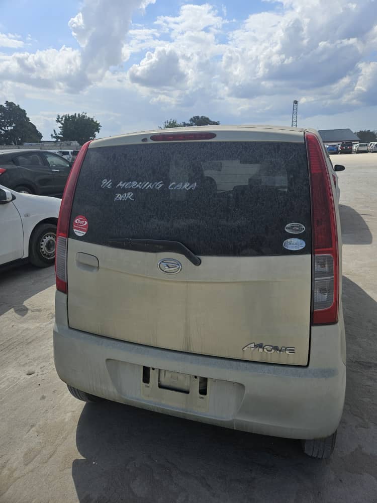 Daihatsu Move side